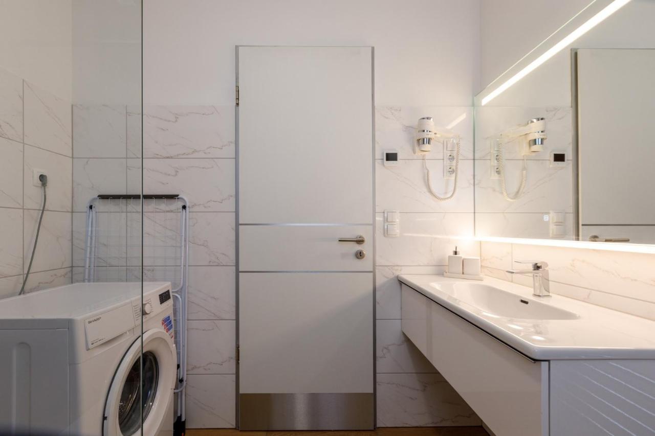 La Bella Centrum Apartmanok Piros/Sarga Hévíz Eksteriør billede