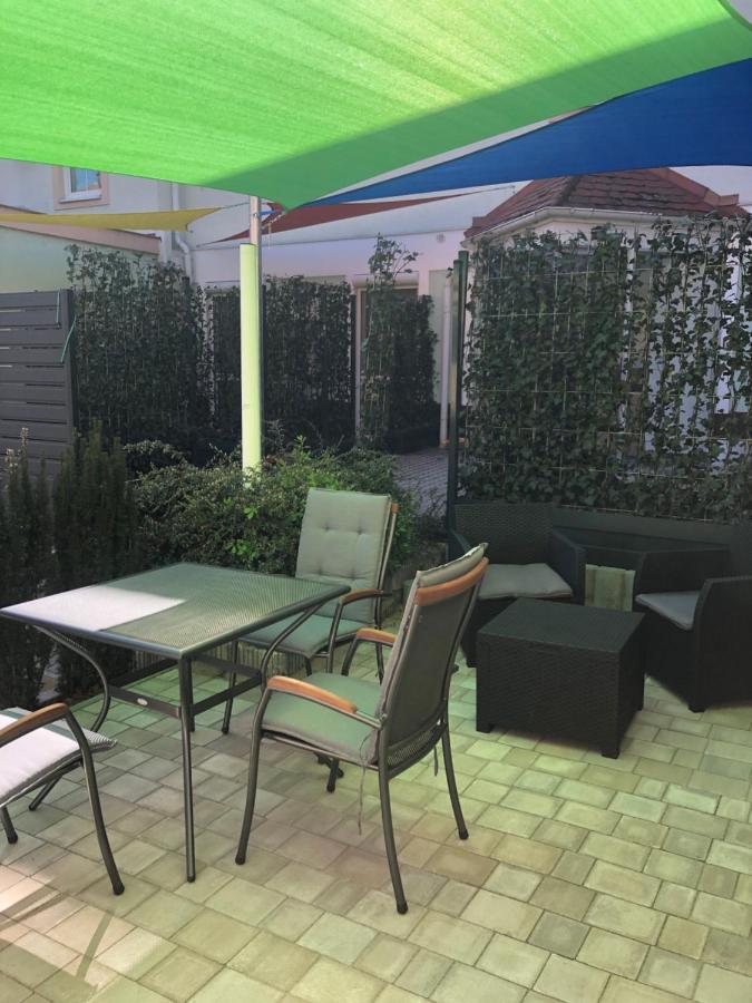 La Bella Centrum Apartmanok Piros/Sarga Hévíz Eksteriør billede